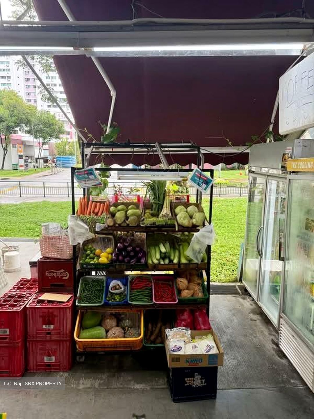 Jurong West Street 41 (D22), Shop House #551232011